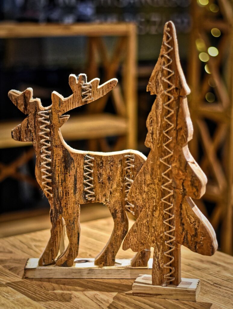 figuritas-madera-naivdad-dekinsa